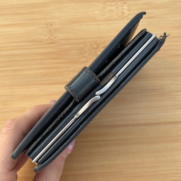 Louis Vuitton Vernis Porte Monnaie Viennois Bifold Kiss Lock Vintage Wallet Blue - Picture 8 of 16